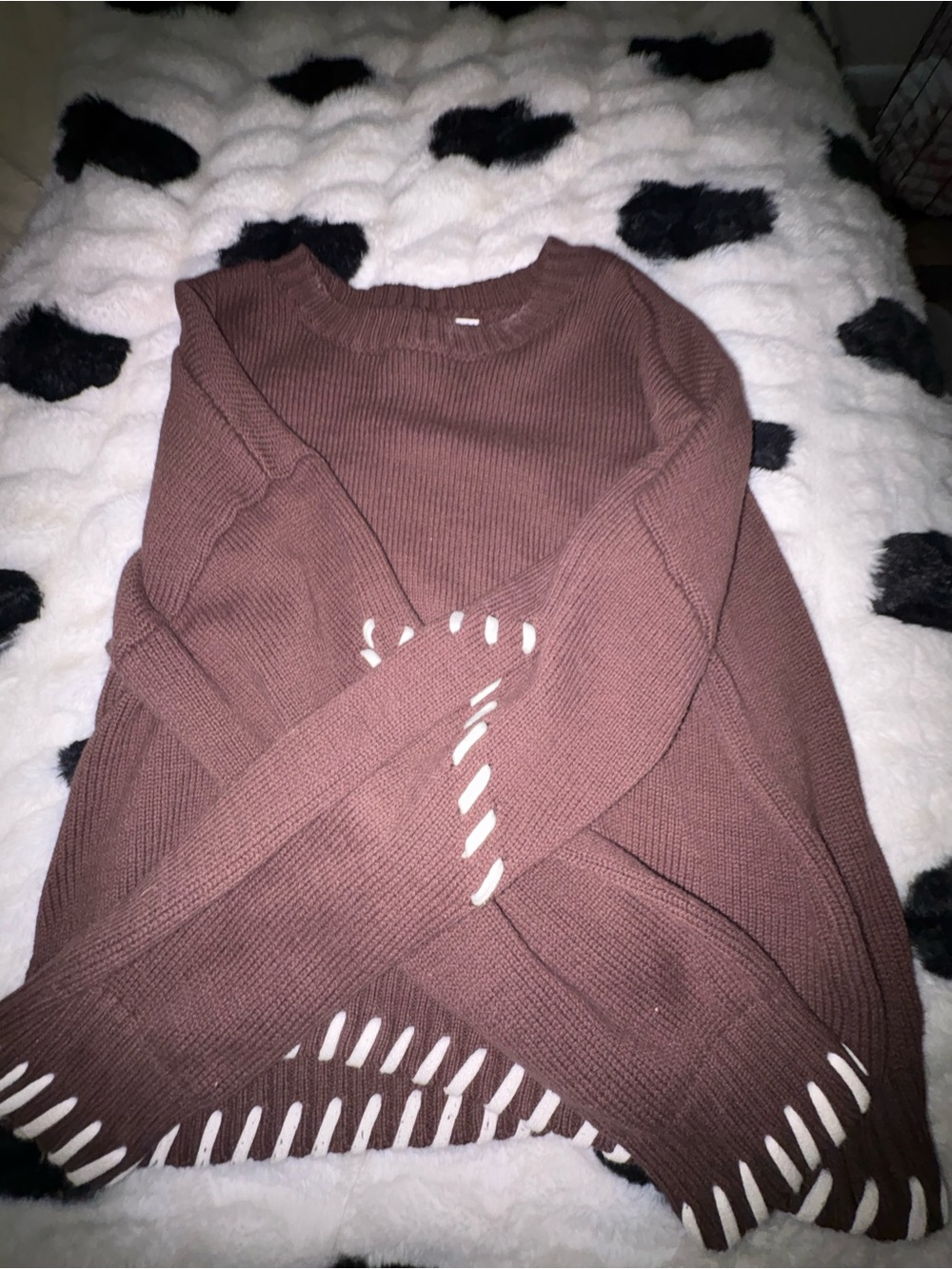 Women's Crewneck Knit Sweater in Mauve Brown